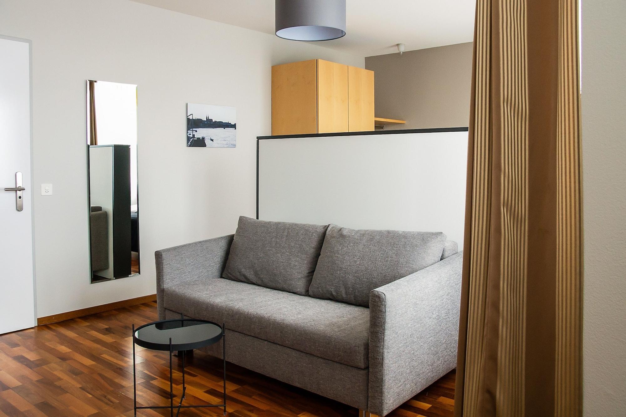 Royal Hotel - Urban Living Basel Ngoại thất bức ảnh