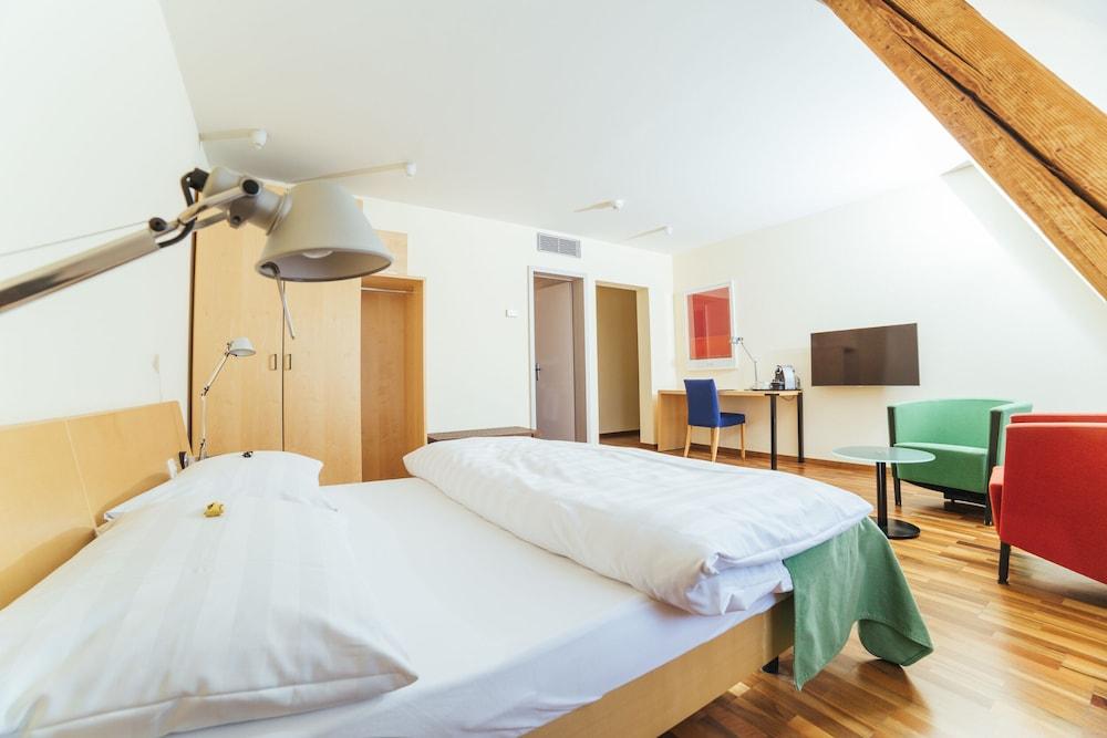 Royal Hotel - Urban Living Basel Ngoại thất bức ảnh