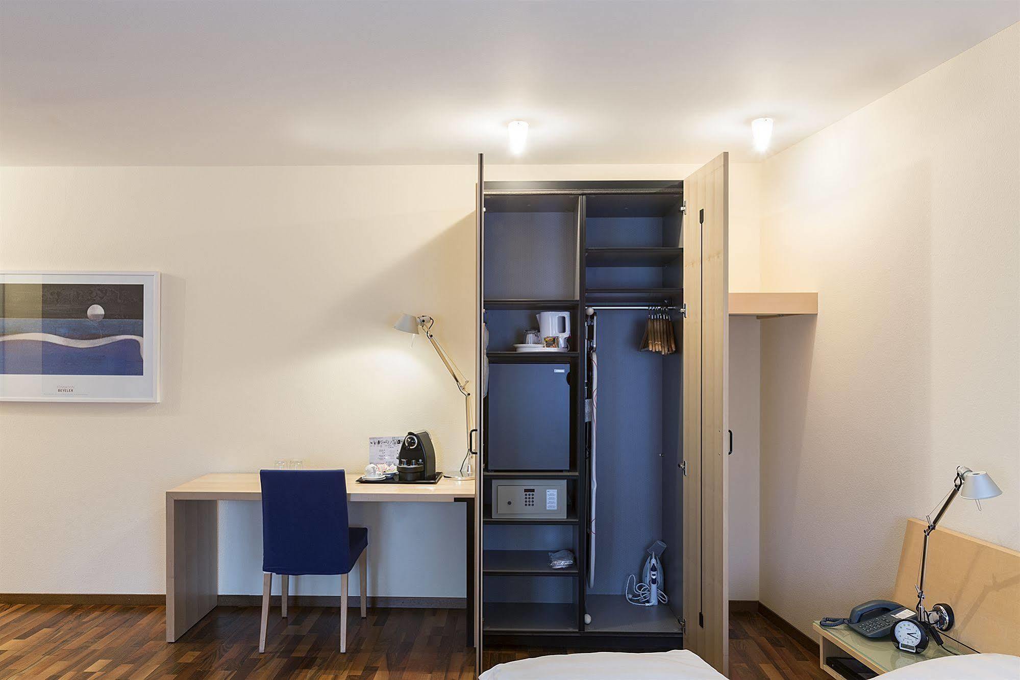 Royal Hotel - Urban Living Basel Ngoại thất bức ảnh