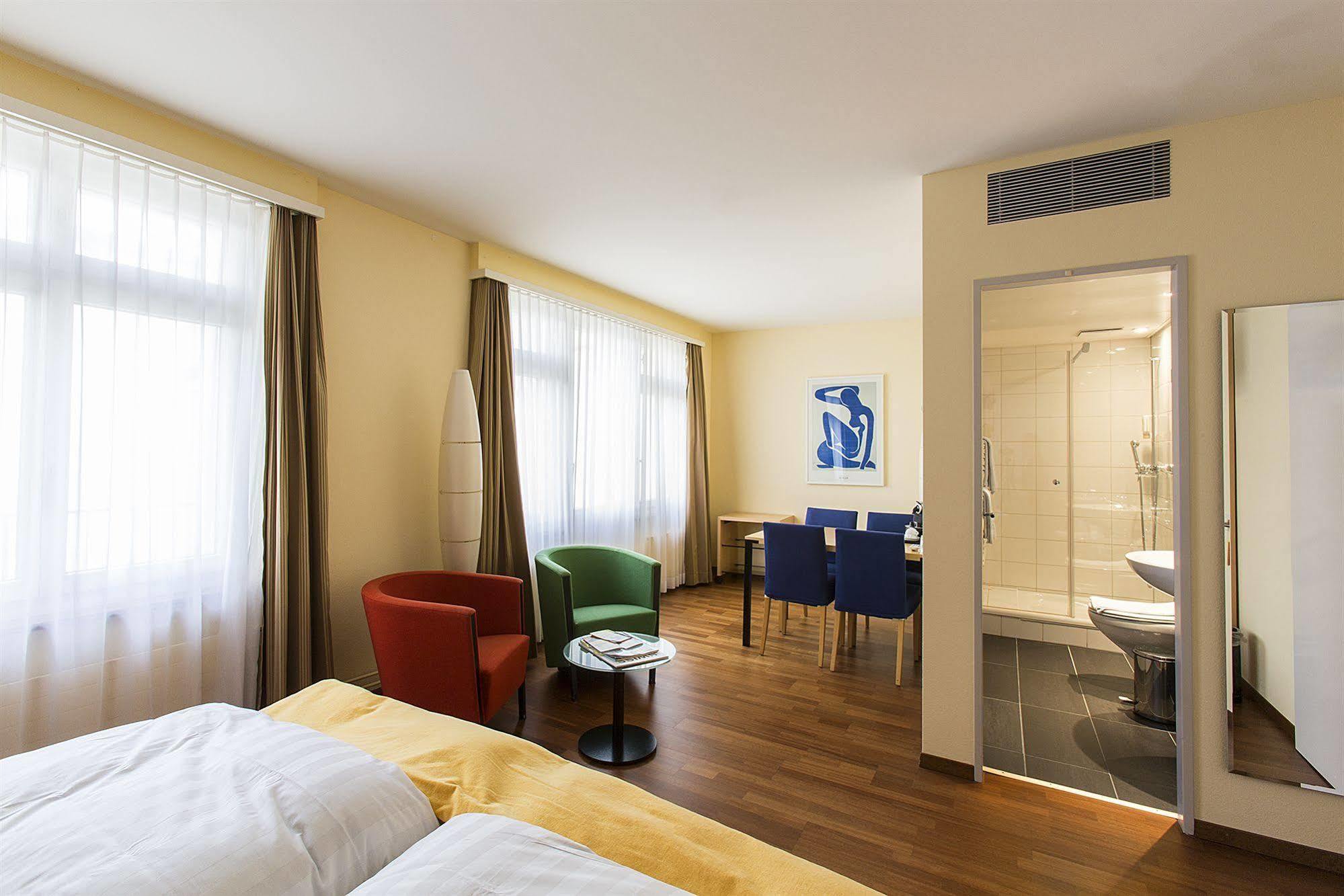 Royal Hotel - Urban Living Basel Ngoại thất bức ảnh