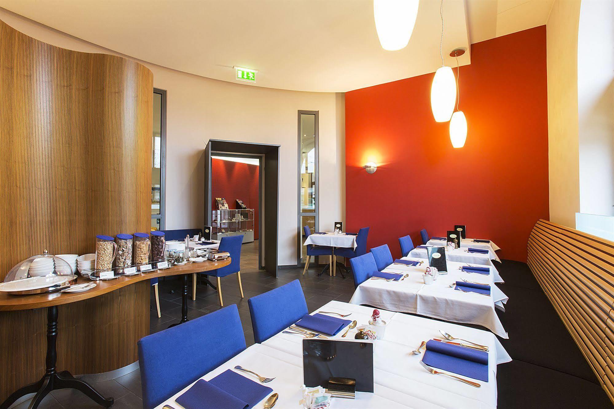 Royal Hotel - Urban Living Basel Ngoại thất bức ảnh